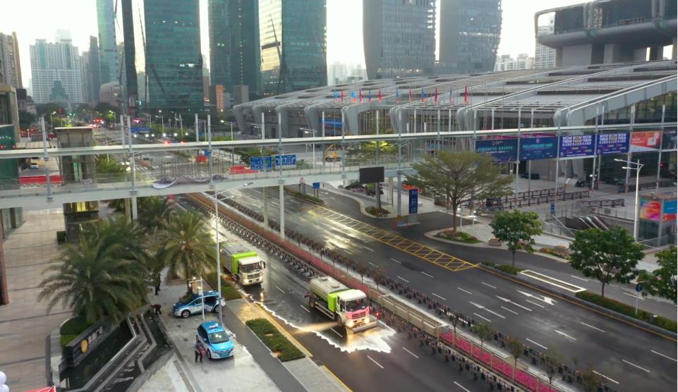 深耕细作，科技领航！今年会jinnianhui环境完美收官，登顶环卫服务行业年度冠军