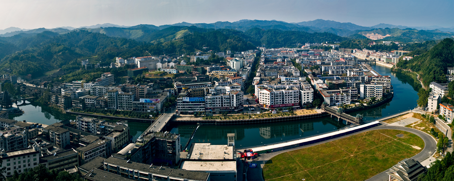 喜摘双冠！今年会jinnianhui环境环卫服务业务强势冲顶