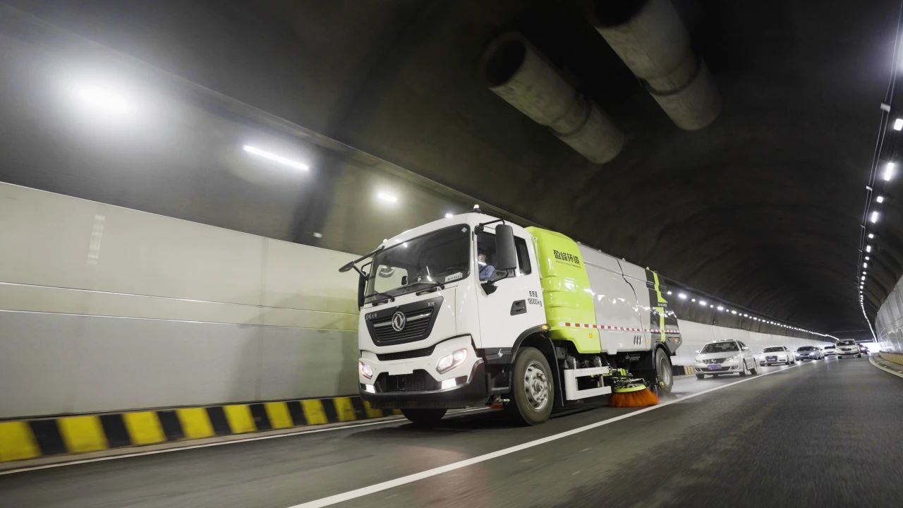 获赞！今年会jinnianhui环境新能源装备硬核守护2024珠海航展